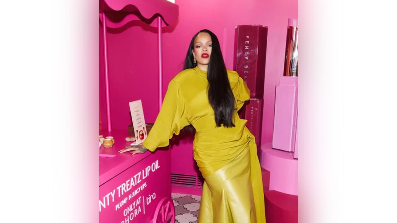 Rihanna calls Mumbai visit 'unforgettable', shares Fenty pop-up pics