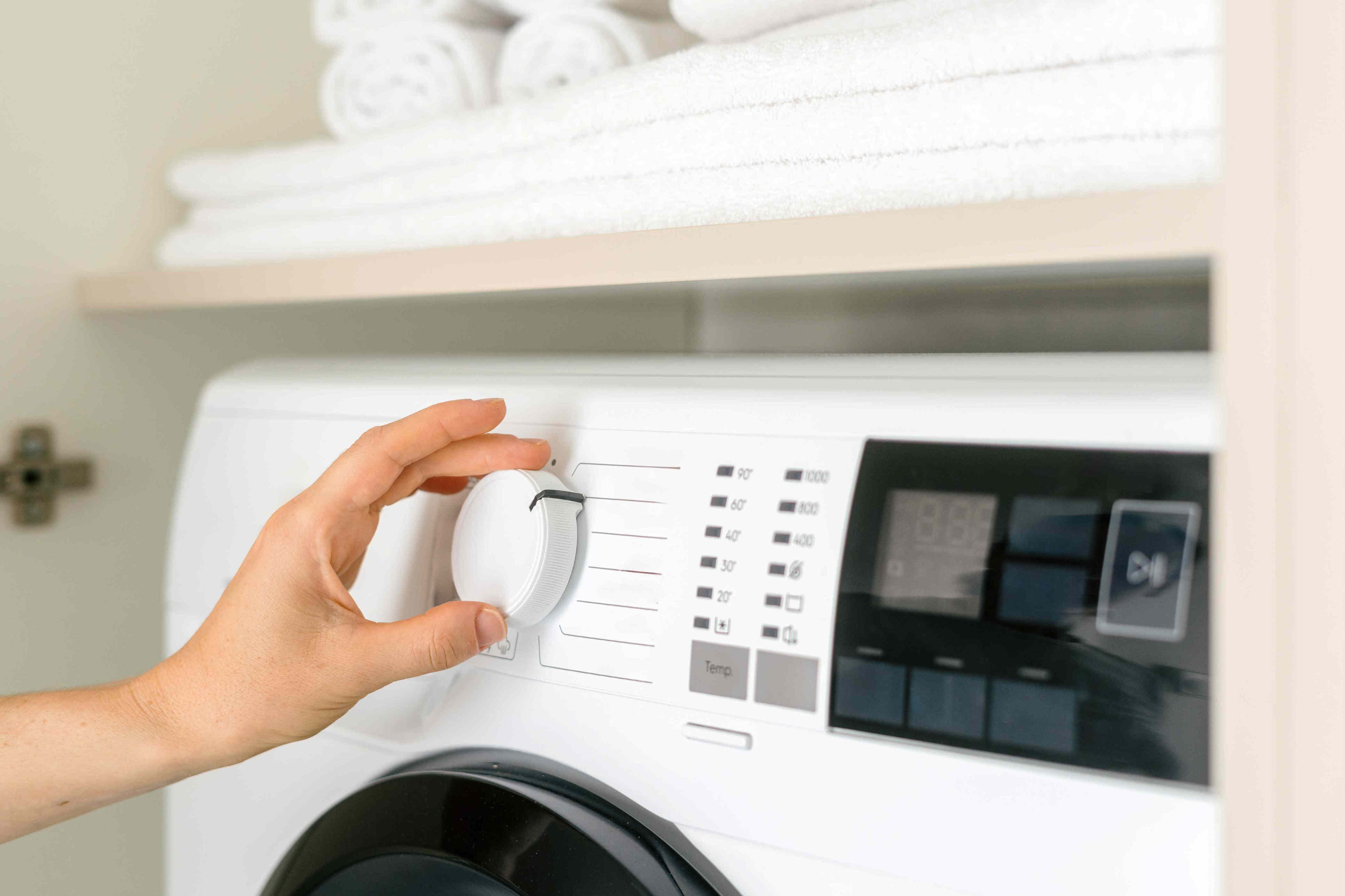 Can you trust the quick wash cycle to clean your clothes? Here’s what ...
