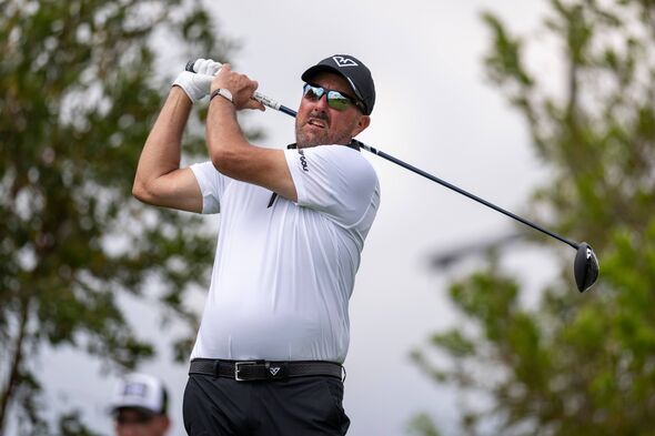 PGA Tour star caught off-guard by Phil Mickelson presence at Trump course