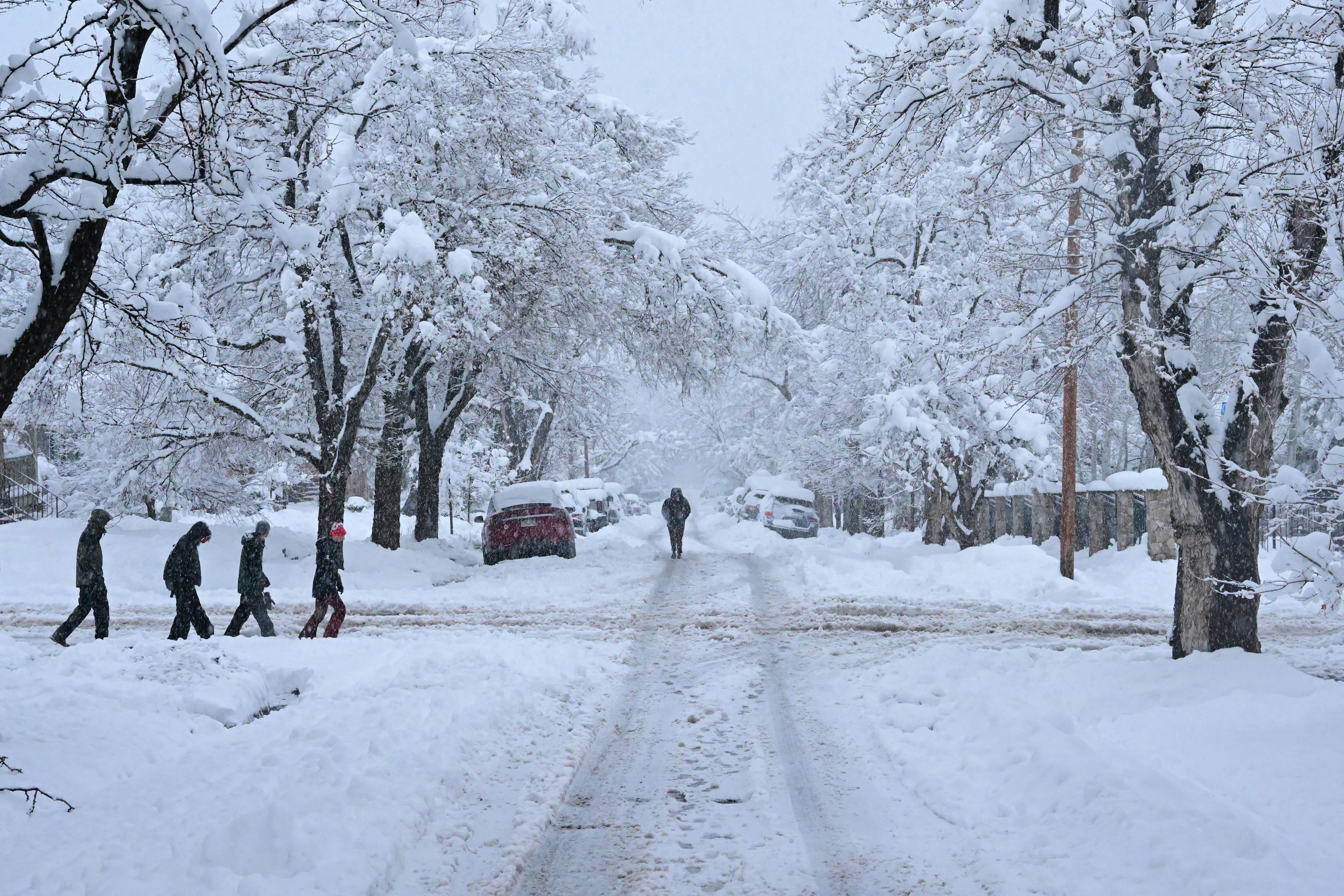 Mid March Snowstorm Dumps Over A Foot Of Snow In Boulder, Colorado Area