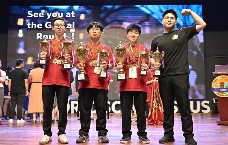Huấn luyện viên bất bại suốt bốn mùa World Scholar’s Cup Việt Nam