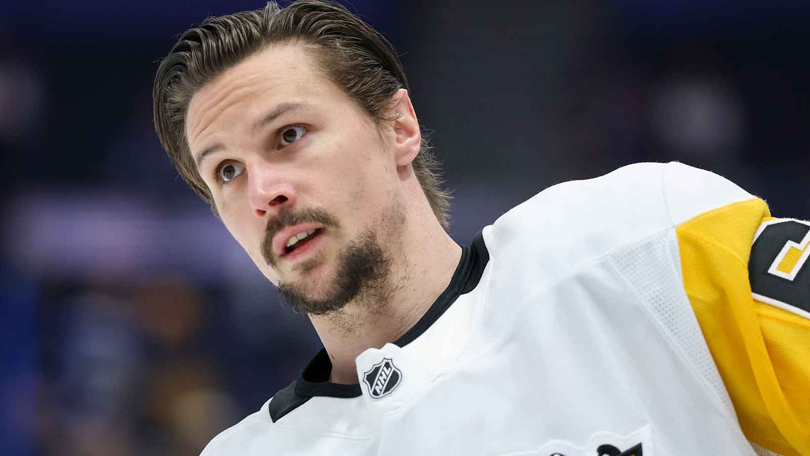 Penguins star Erik Karlsson’s reaction to Flyers series loss says it all