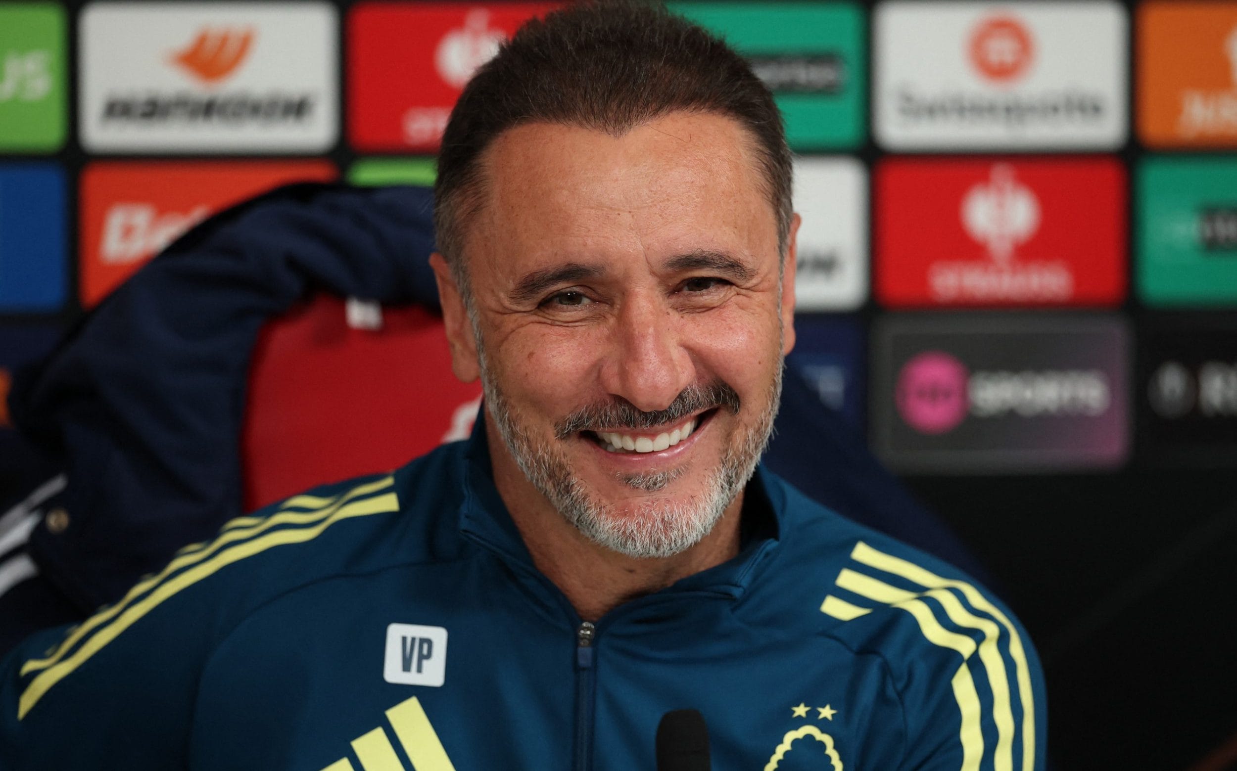 DJs, disciplina y artes oscuras: cómo Vitor Pereira transformó el Nottingham Forest.