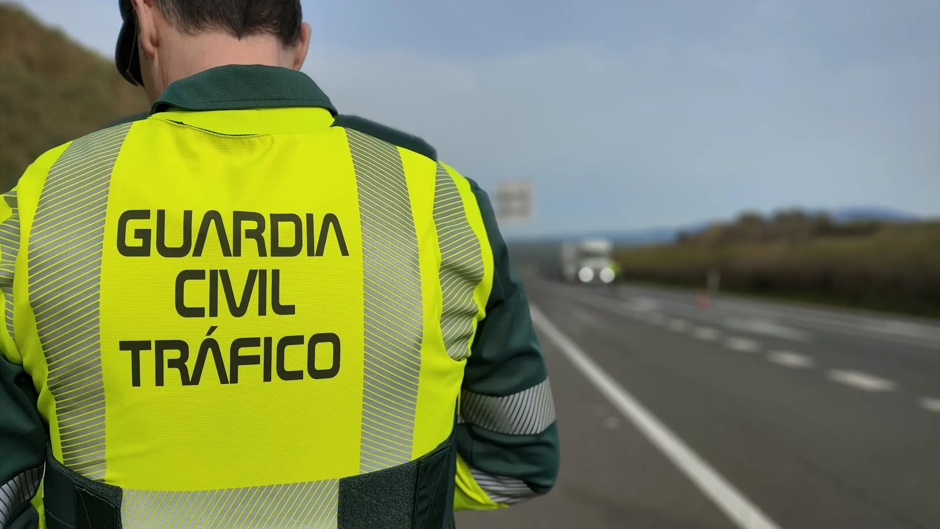 Alerta de la Guardia Civil: la estafa por SMS que suplanta a la DGT por ...