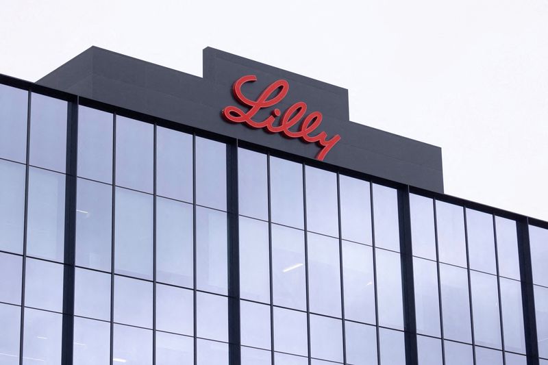 Eli Lilly lifts annual forecasts, spotlight on new oral obesity pill