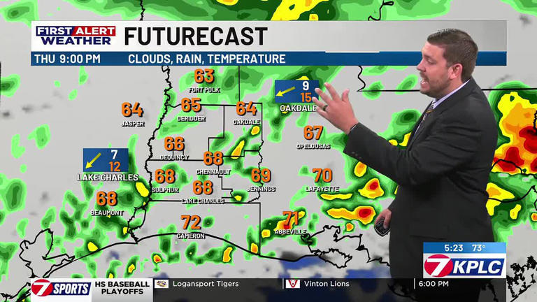 First alert forecast: Scattered downpours develop for the afternoon ...