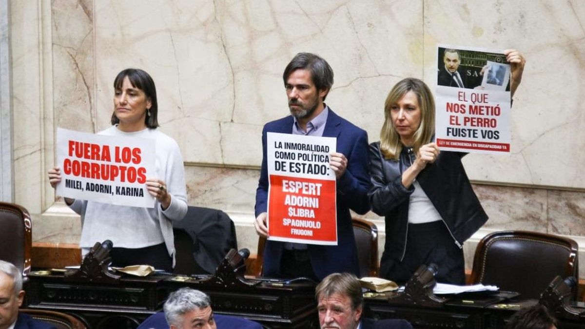 La izquierda hace su acto del 1° de mayo en Ferro con la consigna de ...