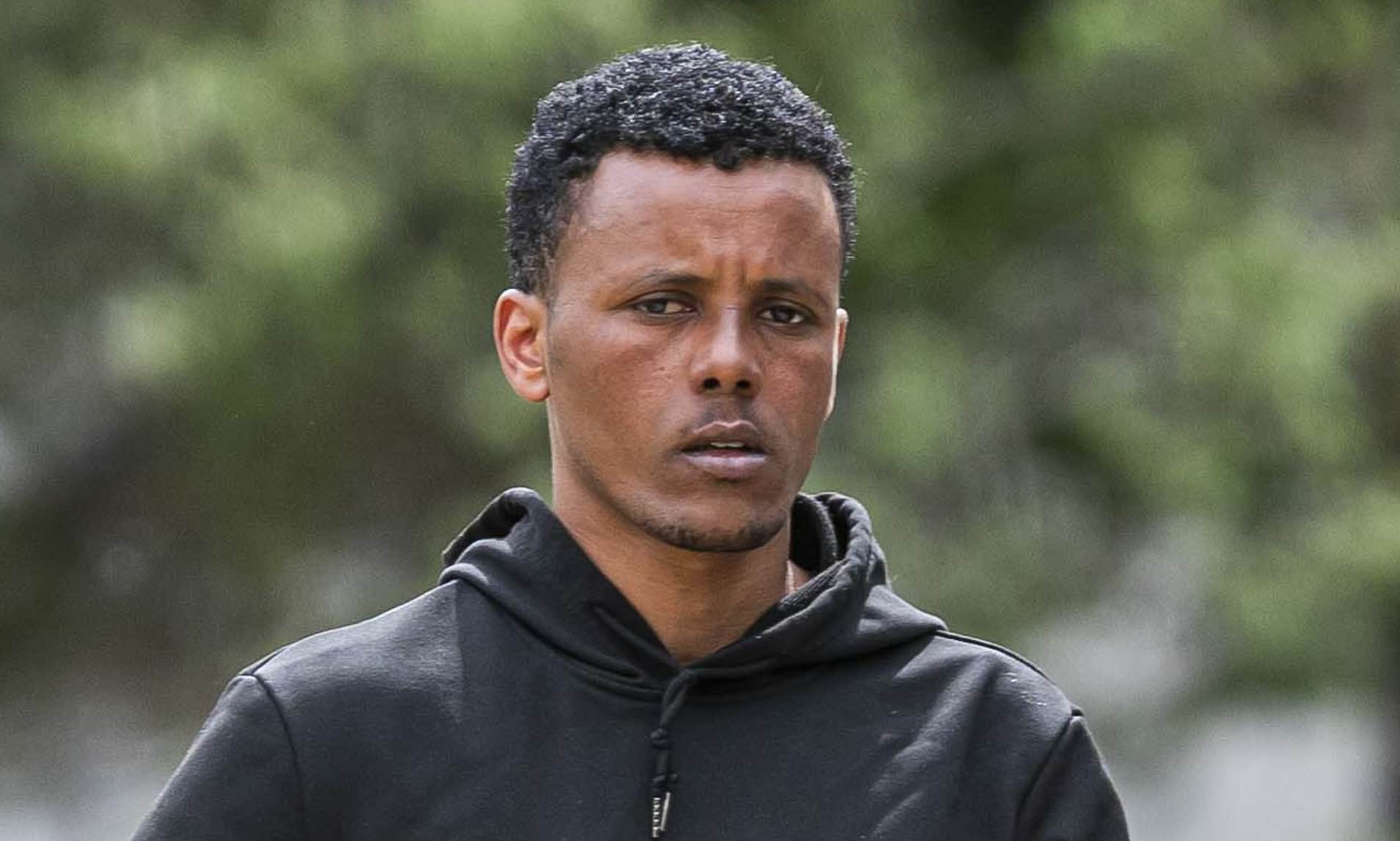 Eritrean asylum seeker sexually assaulted 15-year-old on train