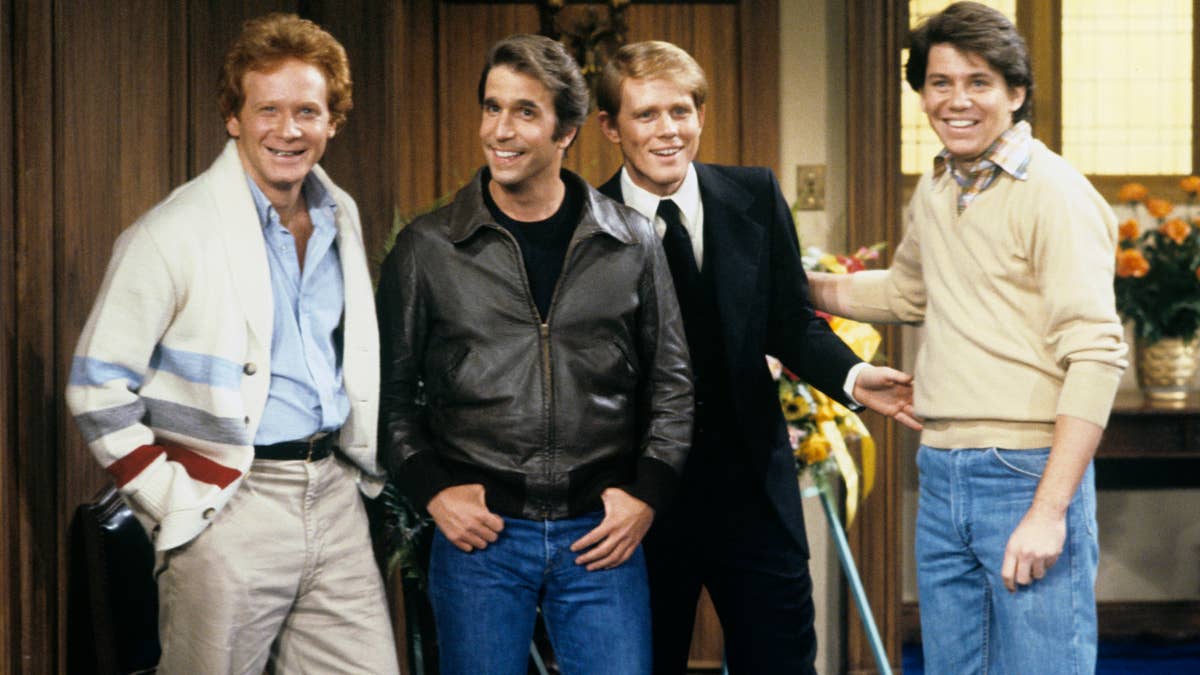 There's a 'Happy Days' group text: Who's in it and what they avoid ...