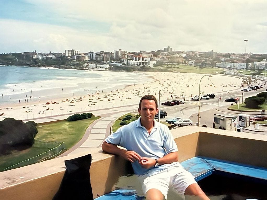 A billionaire lived on 6 continents. When he made his fortune, he chose ...
