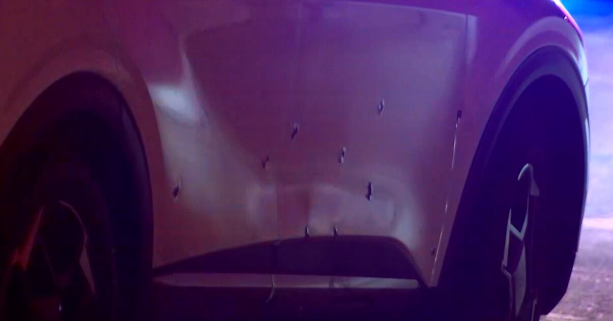 2 men hospitalized after shooting in Glendale neighborhood