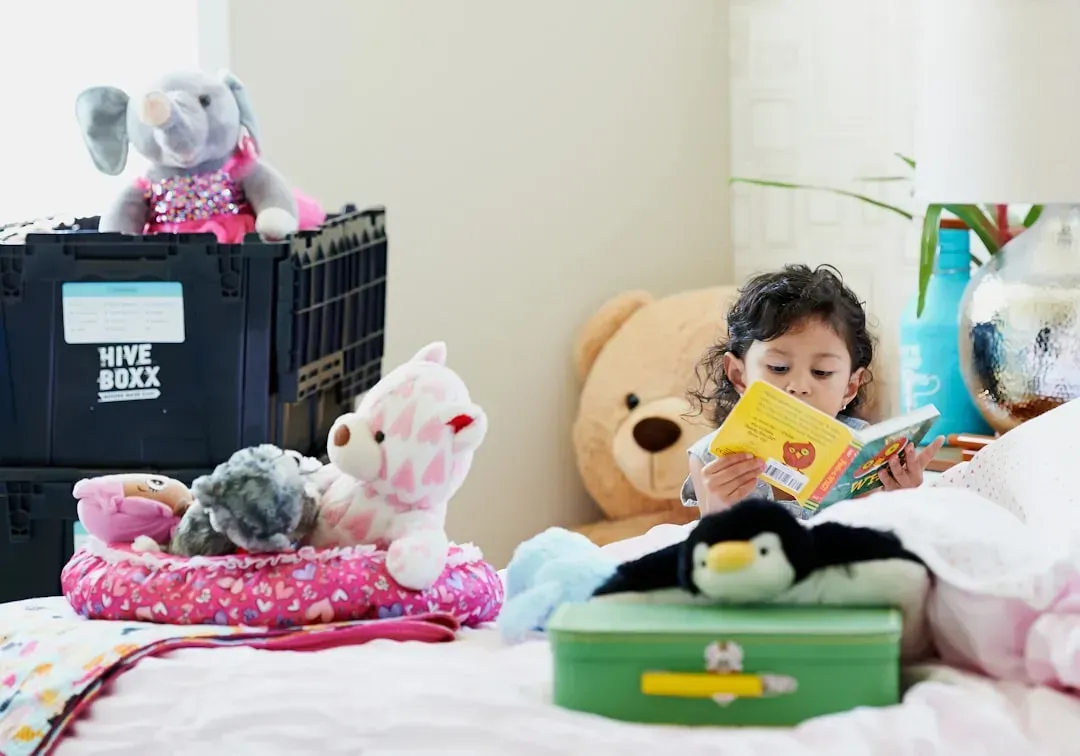 If you struggle with clutter, these 7 kid-friendly organization tricks ...