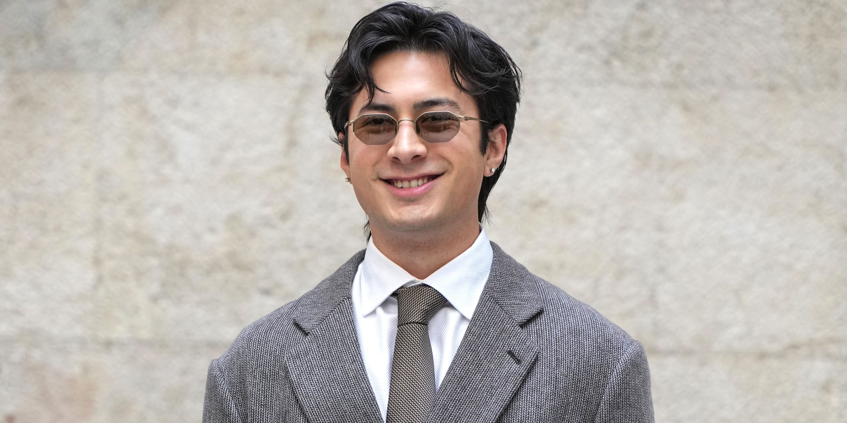 'Heated rivalry' star's new mystery thriller series is officially ...