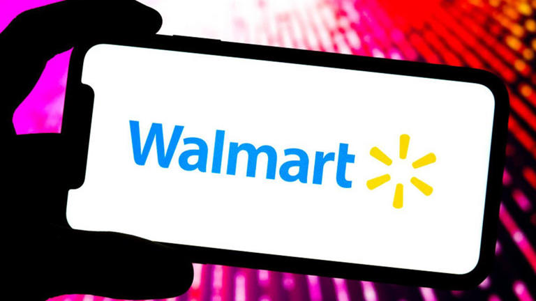 Walmart's top-rated spring dress is on sale for only $17 in 19 colors