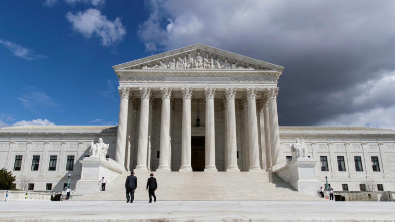 Your morning: WHCD suspect due in court