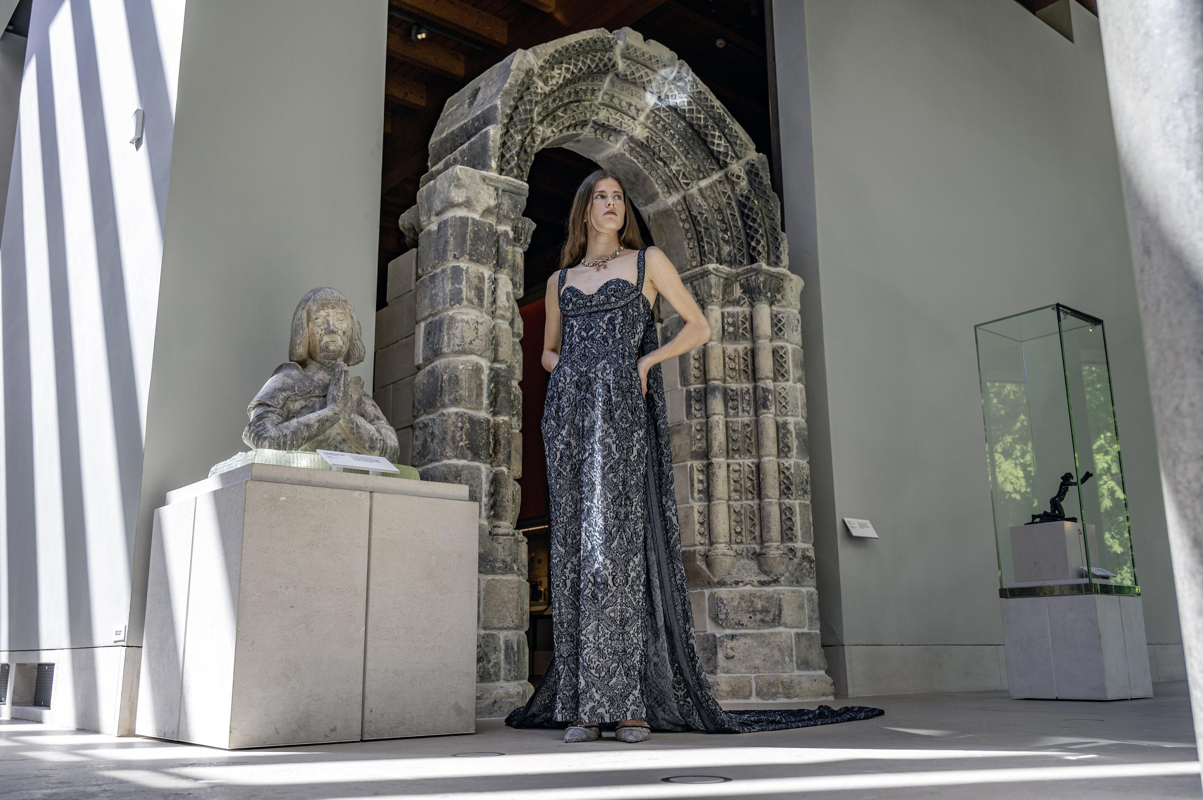 Fashion show inspired by Scottish art collection to be held in museum first