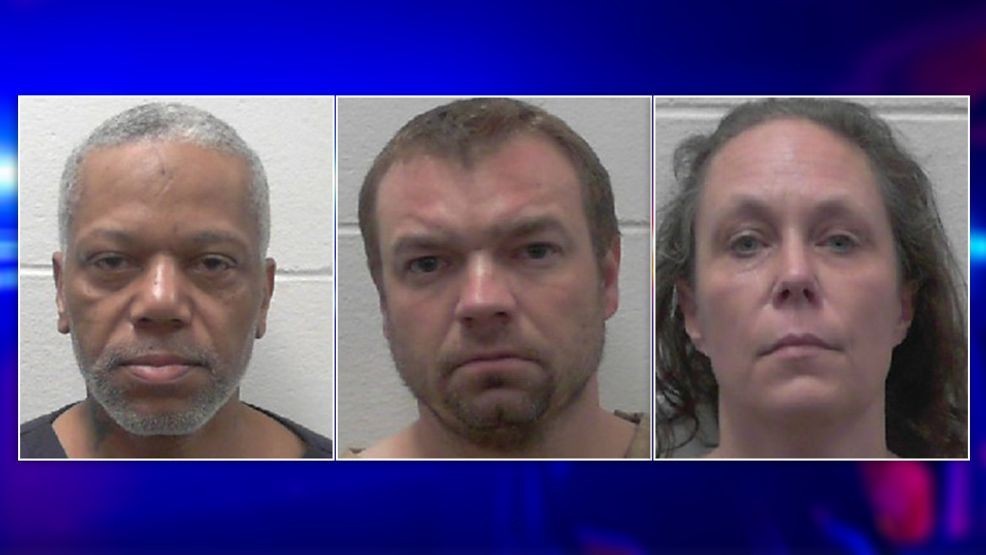 Dropped bag of drugs in liquor store parking lot leads to arrests in Auburn