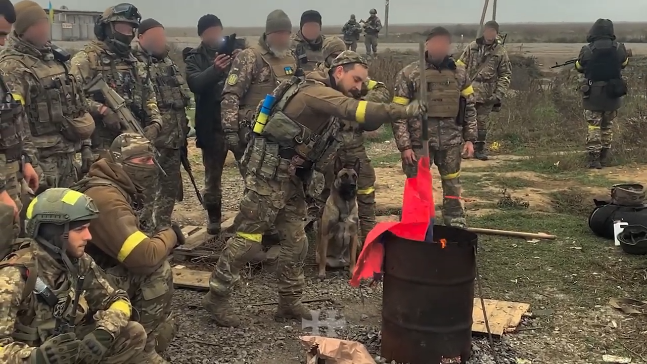 They chose to stay and fight - some soldiers fighting in Ukraine have ...