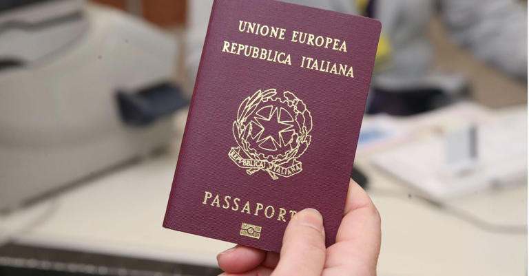 Rilascio e rinnovo del passaporto in 7.500 uffici postali: il progetto ...