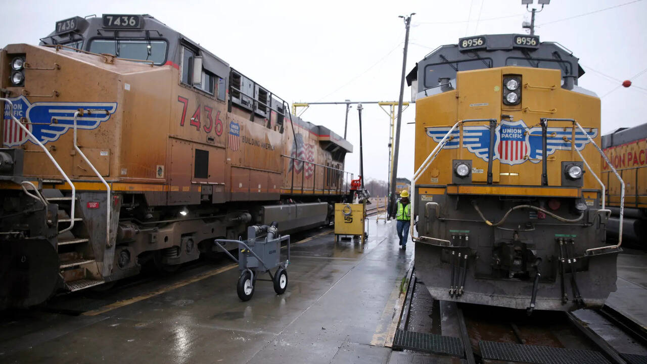 Union Pacific submits revised application for $85 billion Norfolk ...