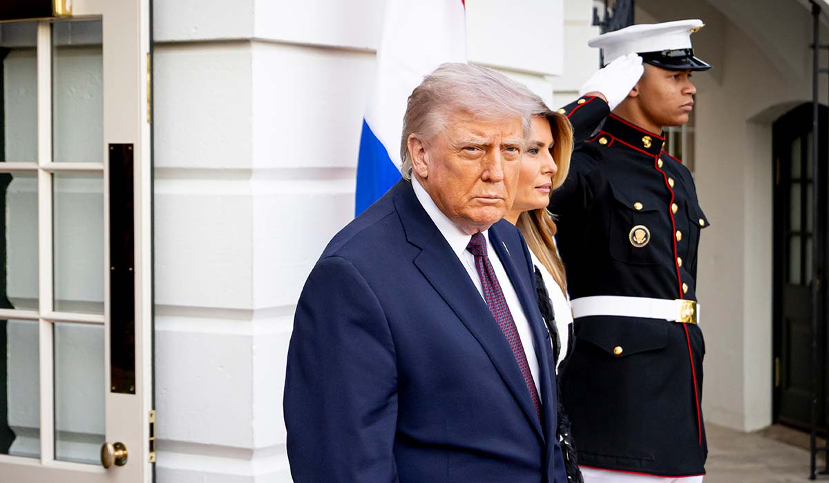 Trump issues fresh threat to Iran as he shares disturbing AI picture online
