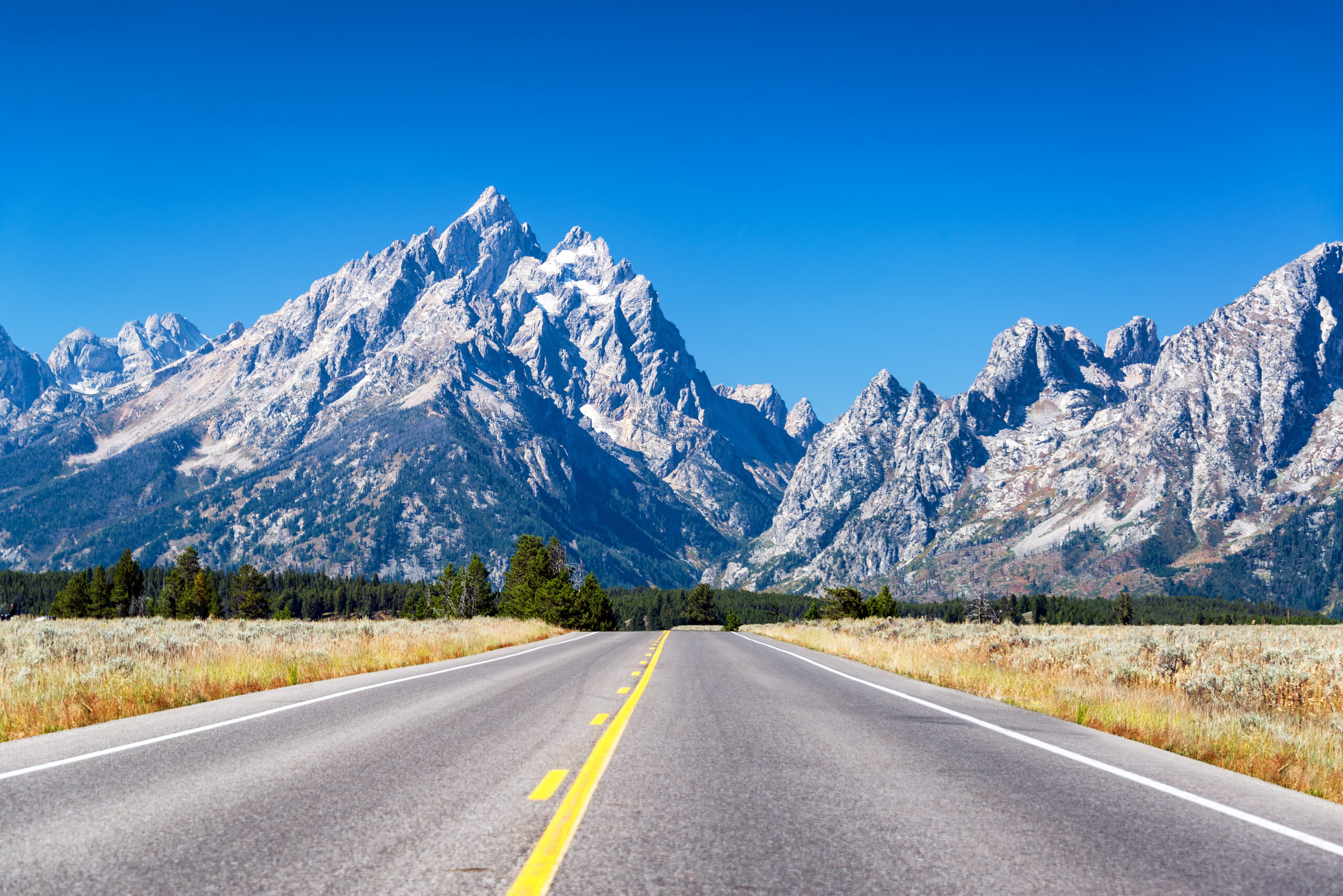 10 best road trip routes in Wyoming (America's #1 road trip state)