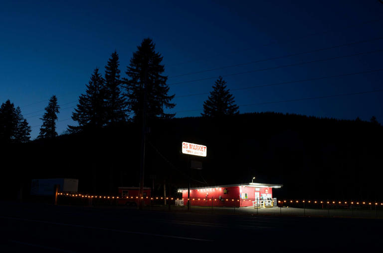 A 43-year-old killing in a tiny Oregon town, and why one man refuses to ...