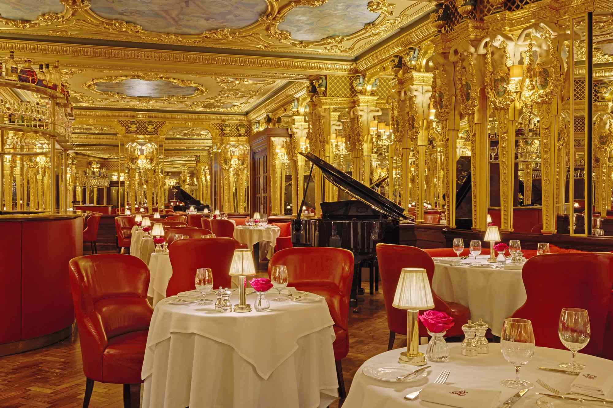 Princess Diana, David Bowie, and Oscar Wilde once dined at this iconic ...