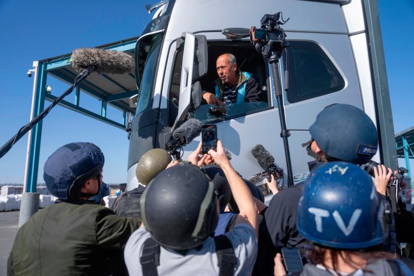 Media organizations call on Israel to allow foreign reporters ...