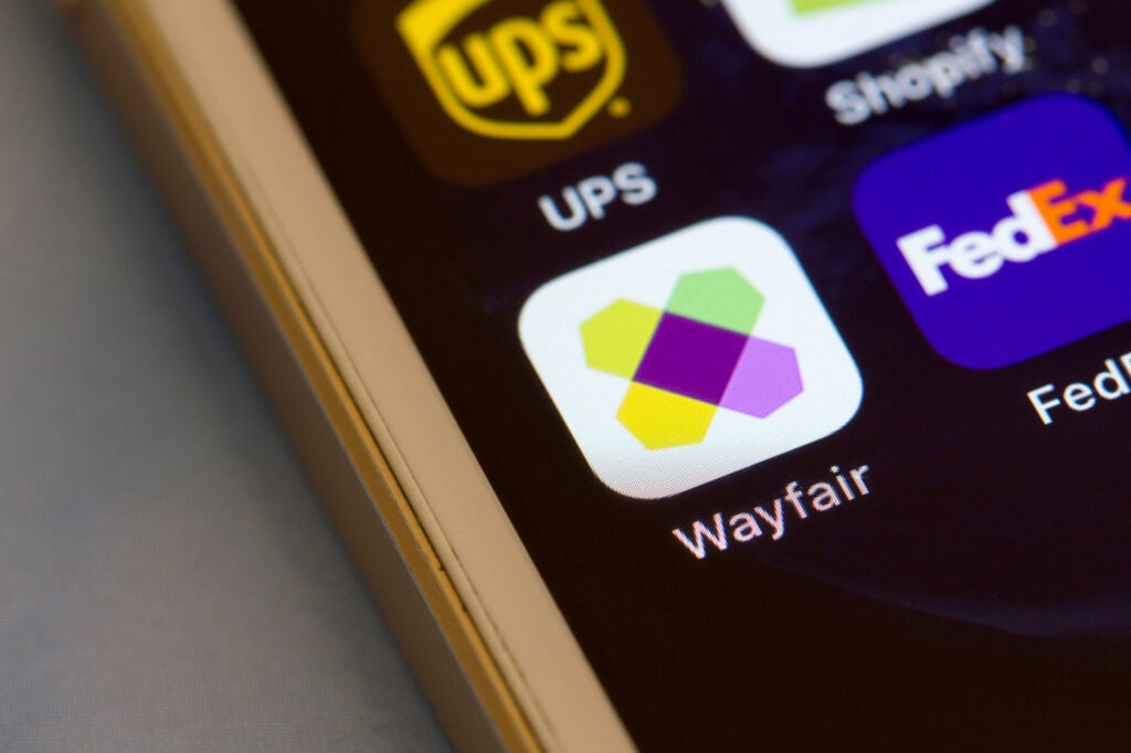 What's going on with Wayfair stock today?