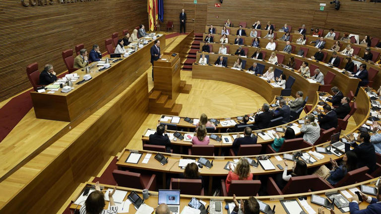El PP y Vox tumban en las Corts Valencianes que las VPO se adjudiquen ...