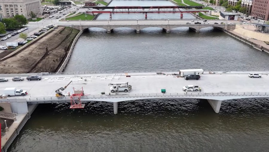 Downtown Des Moines’ Walnut Street Bridge reopening after two years
