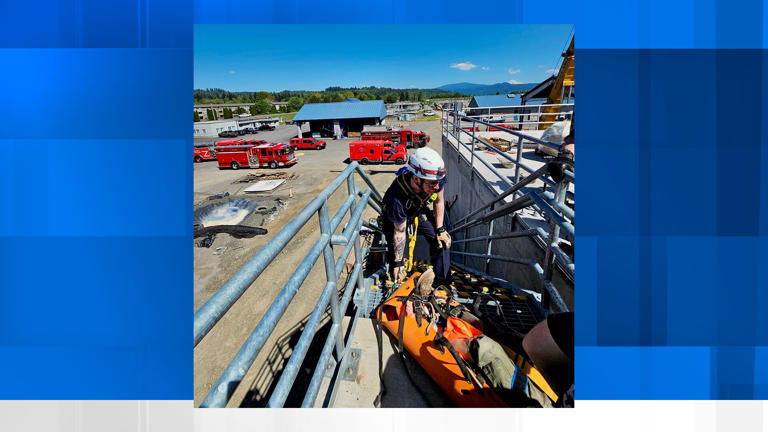 Worker rescued after 20-foot fall at Washougal Wastewater Treatment ...