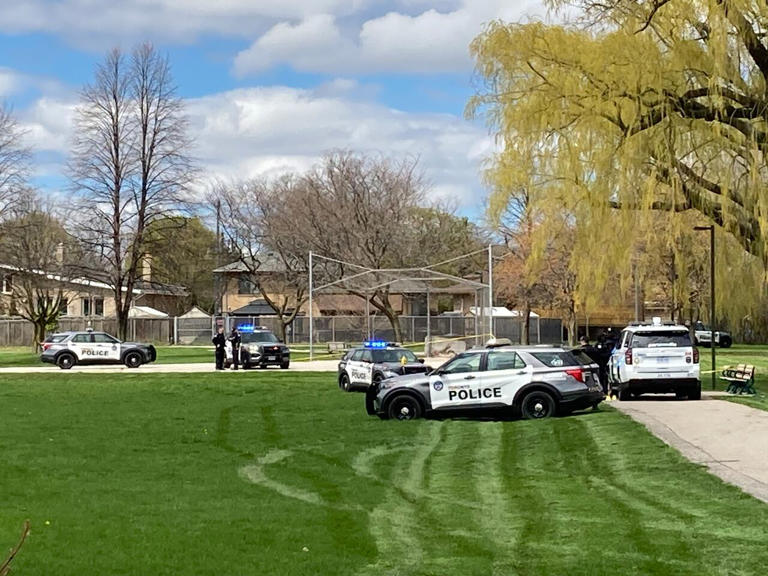 Man with multiple gunshot wounds pronounced dead in North York park