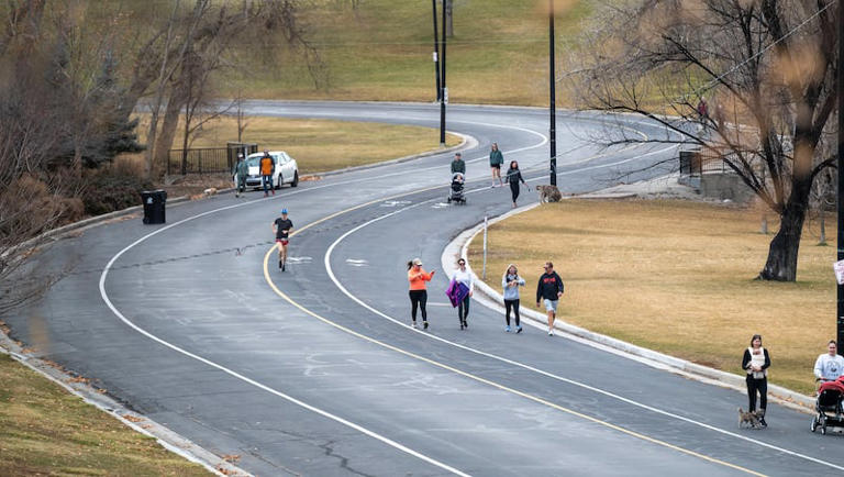 Aching knees? Study shows activities for the greatest relief