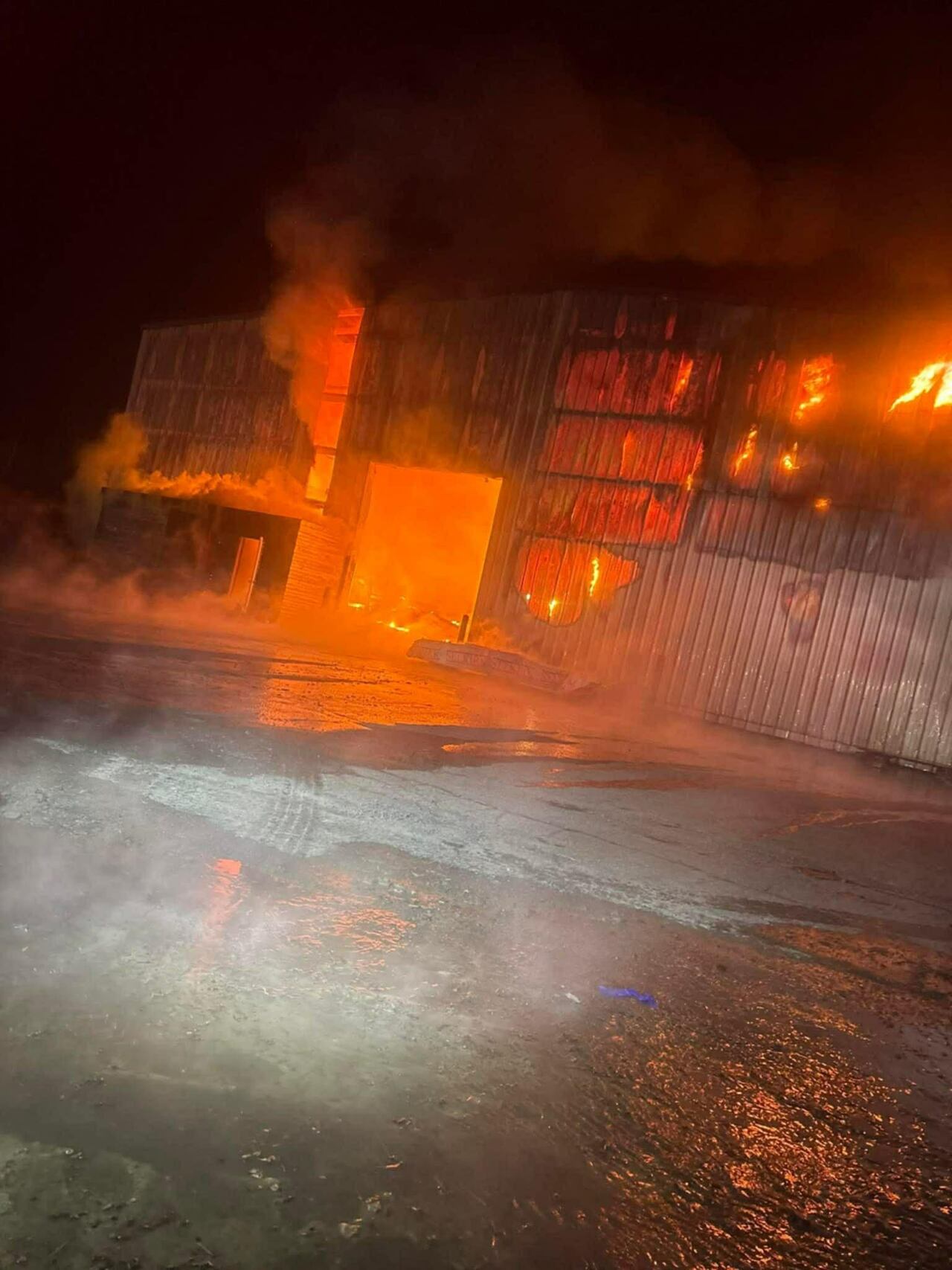 Overnight fire destroys prefab-home builder on South Shore