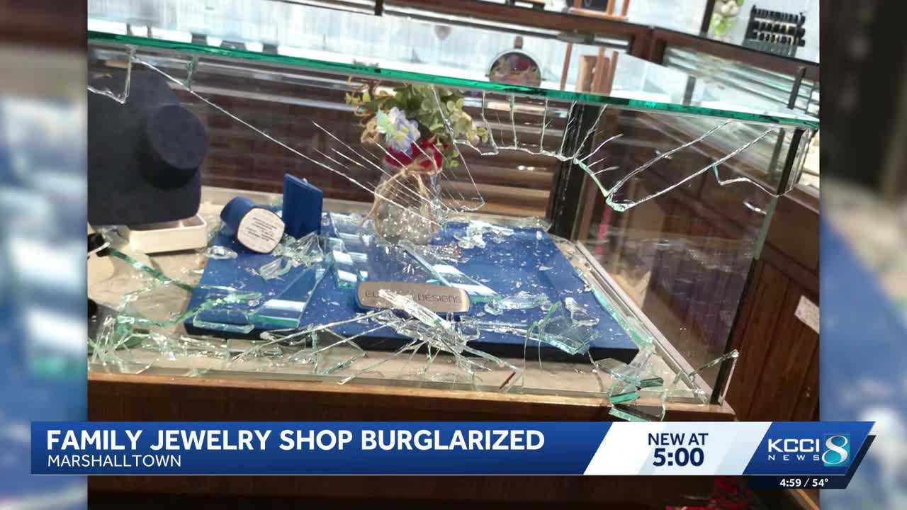 Police seek 2 suspects in Marshalltown family-owned jewelry store burglary