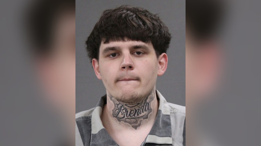 Cambridge City man arrested after shooting house, fleeing from police