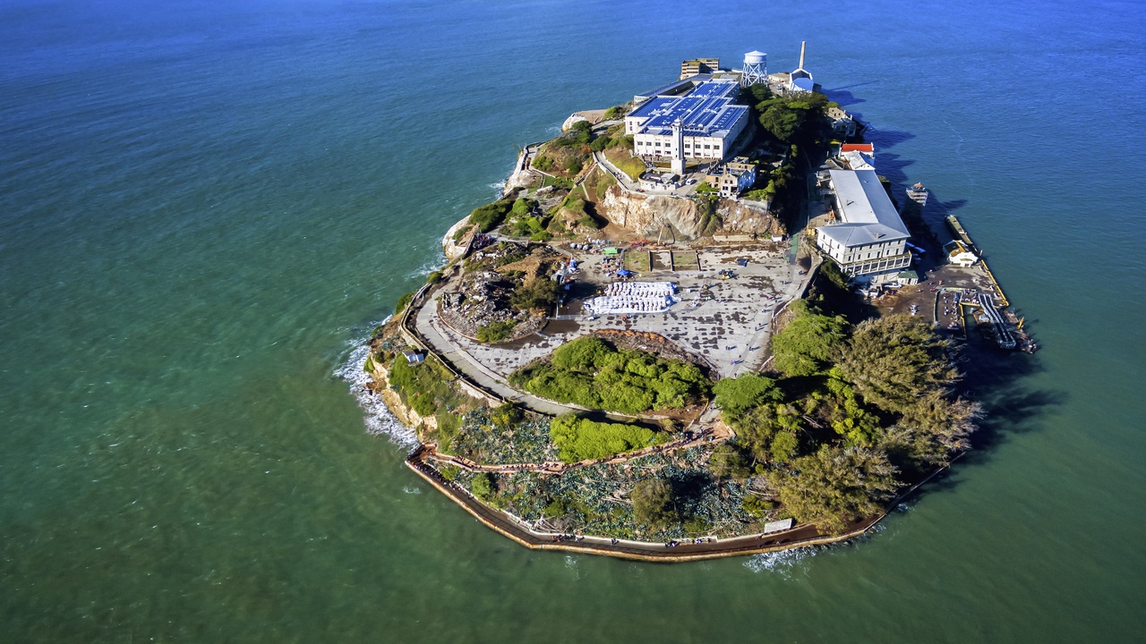 The island that scared gangsters and sparked a revolution is only a 15 ...