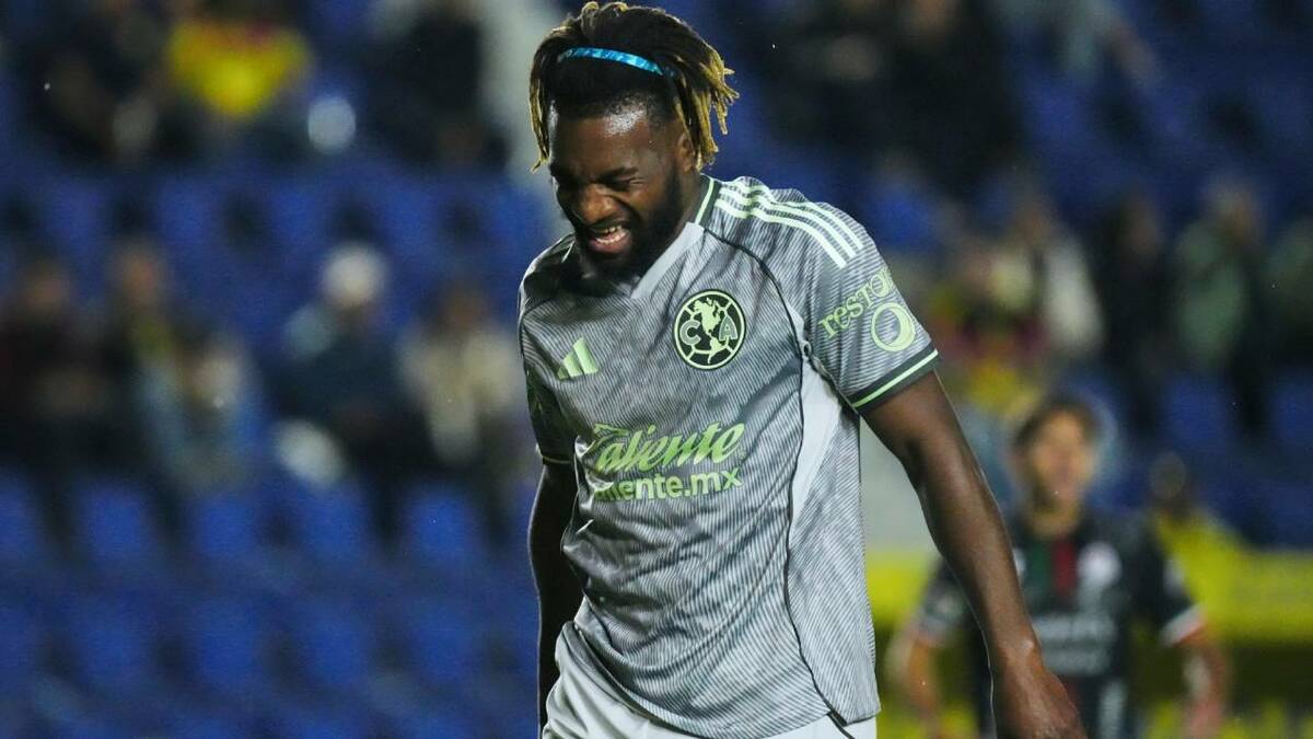 Allan Saint-Maximin recuerda lo complicado que era jugar en México ...
