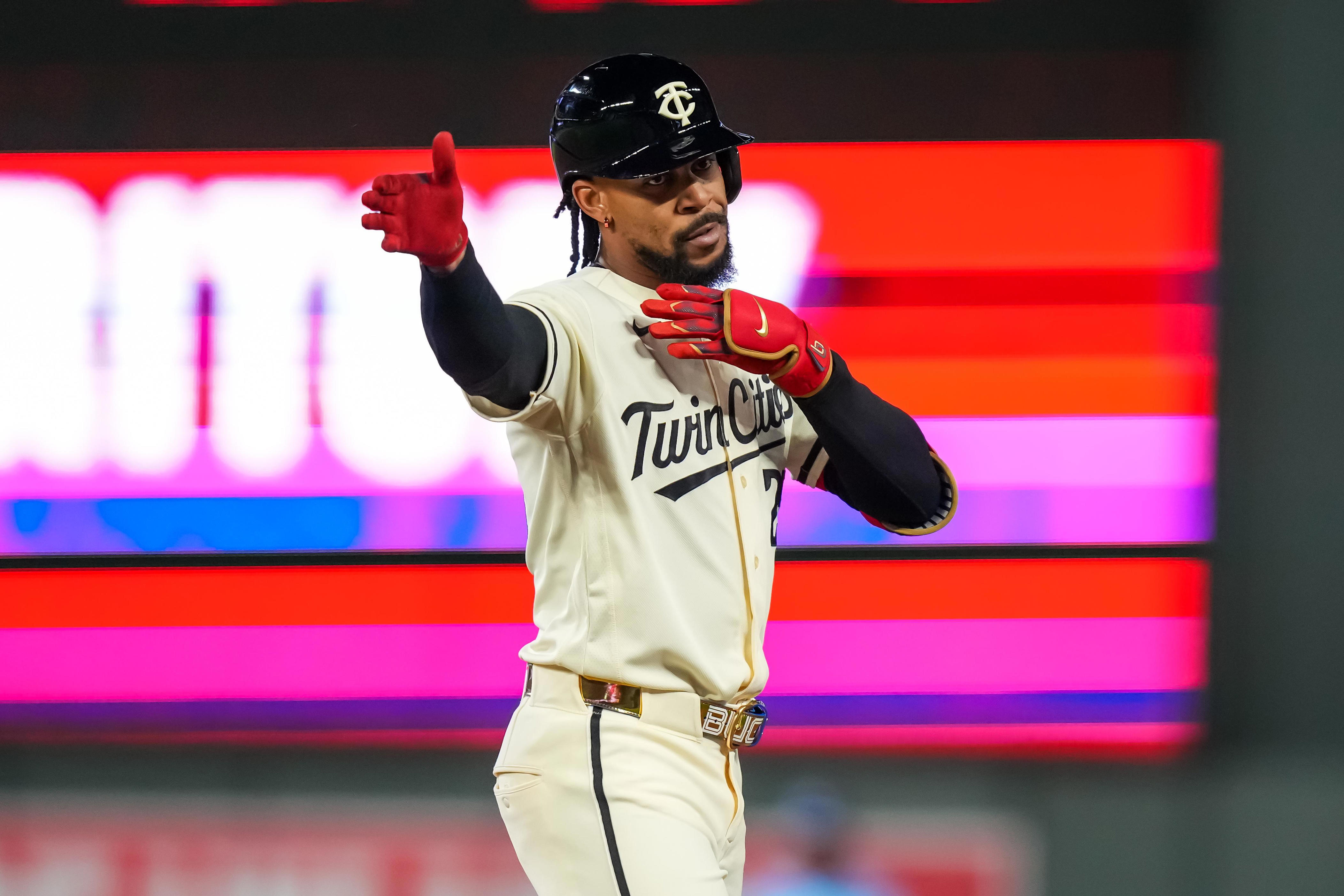 Twins 7, Blue Jays 1: Byron 