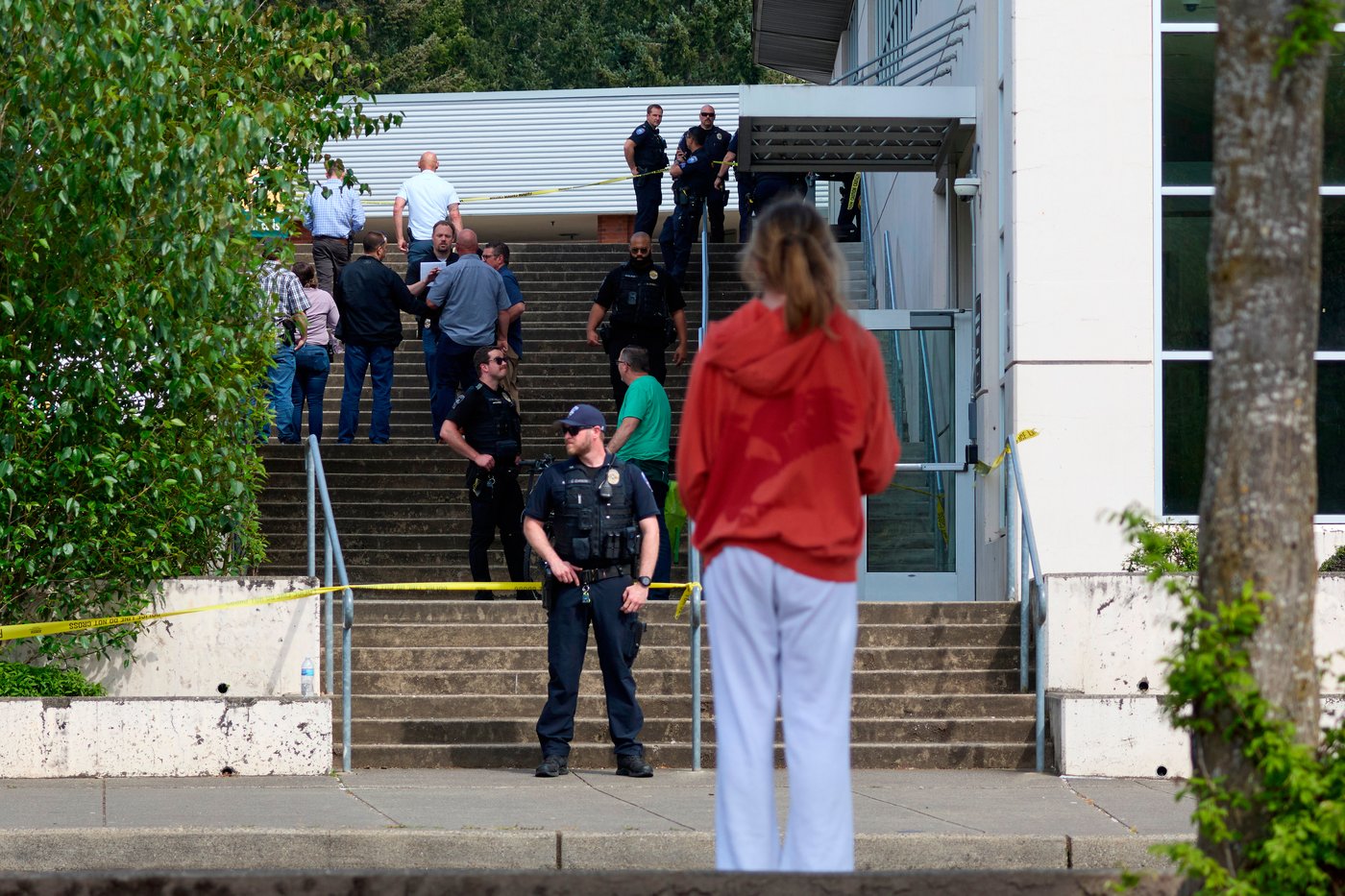Stabbing at Washington state high school wounds 6, including suspect ...