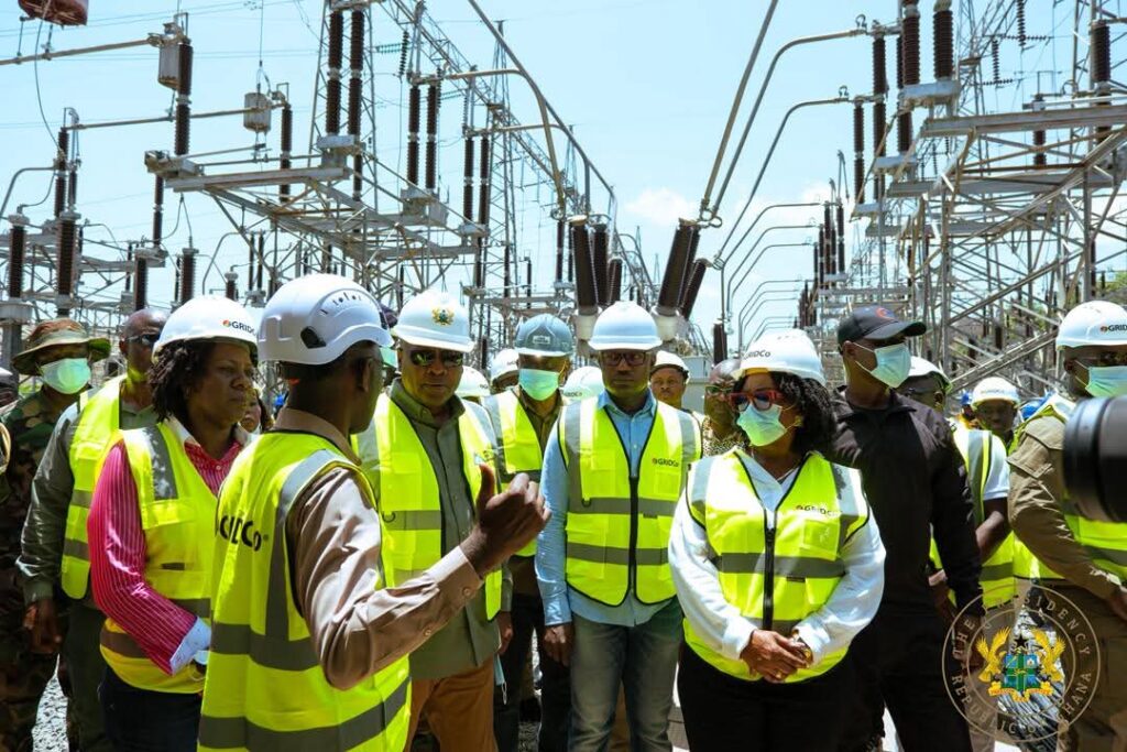President Mahama visits GRIDCo substation at Akosombo