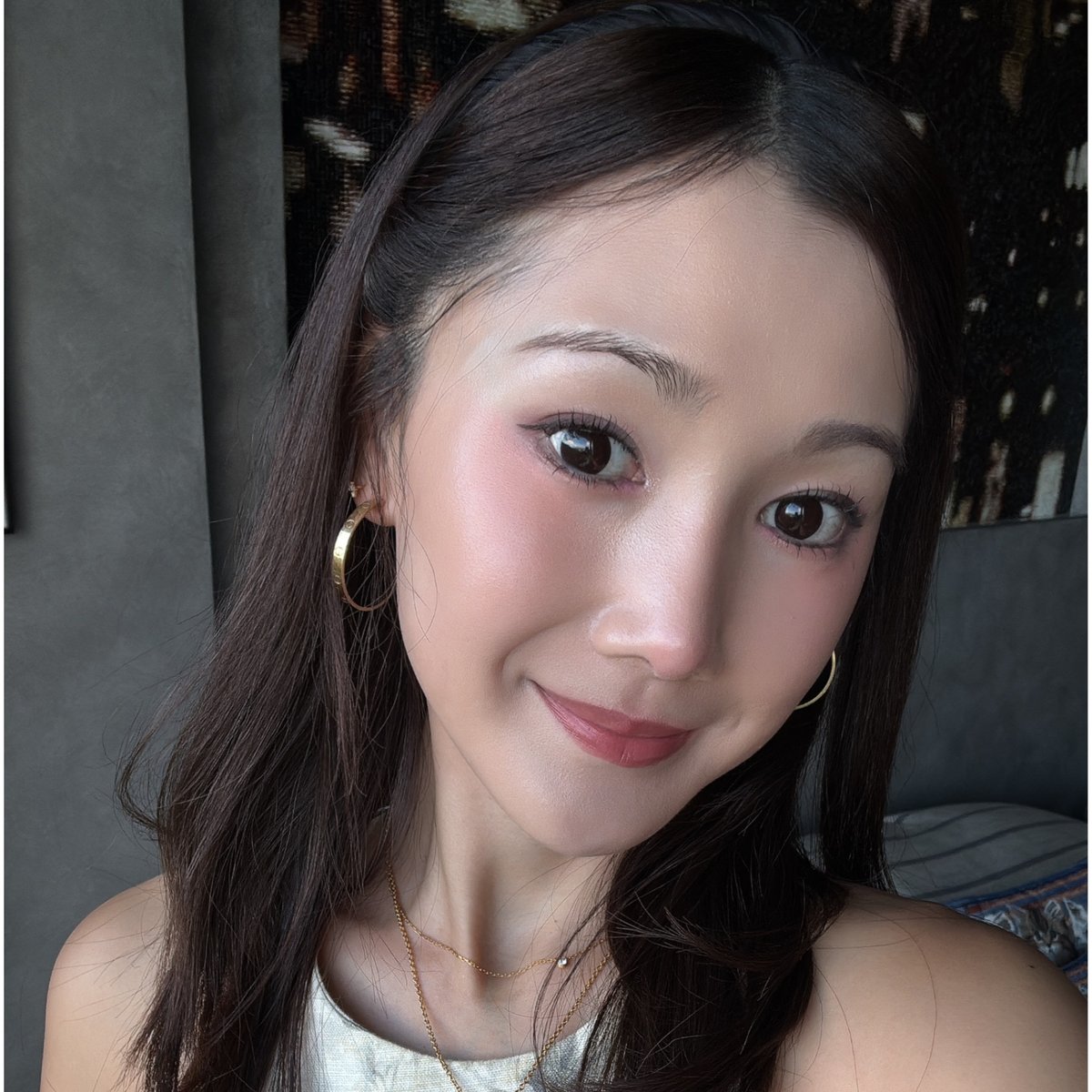 'I always get compliments on my makeup. Here's exactly what I use.'