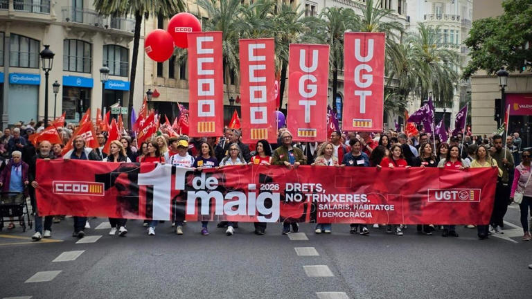 Miles de personas se manifiestan en València por el 1 de mayo: "Hay ...