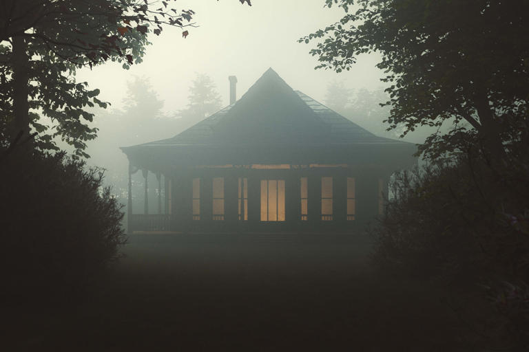 Is this place haunted? Science can explain that unsettling feeling you ...