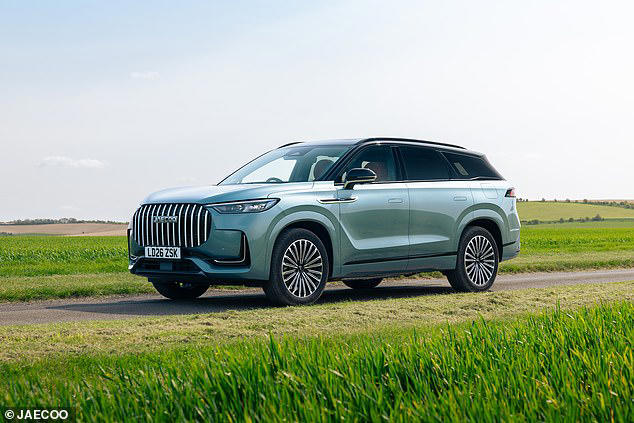 The 'Temu Range Rover' that seats seven: We drive the new £45k Jaecoo 8 ...