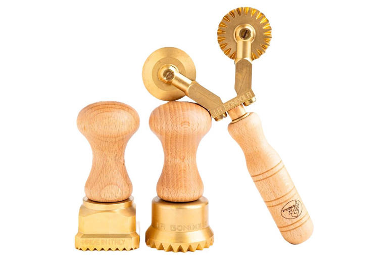 A James Beard Award-winning Italian chef told me the 10 kitchen tools ...