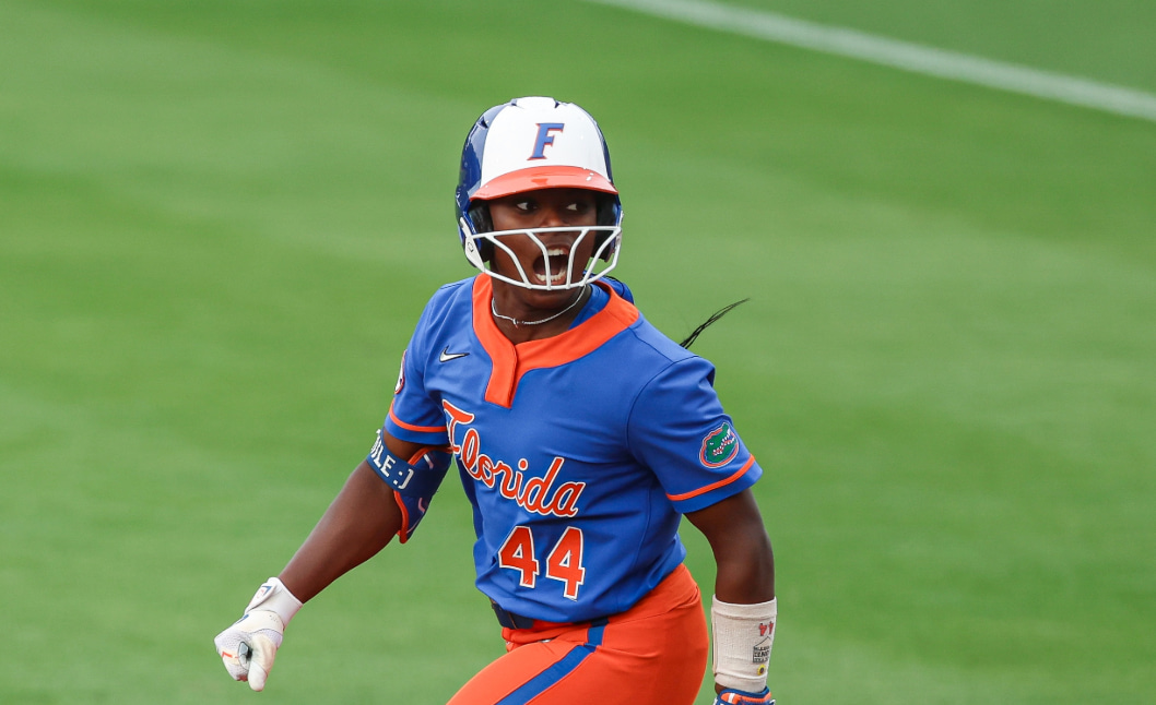 College softball daily report: 4/30/26