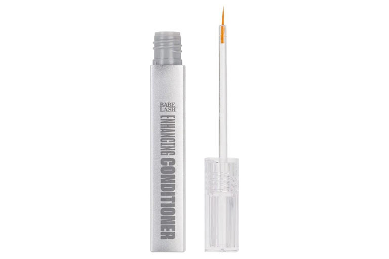 Shoppers say this lash growth serum left their eyelashes 